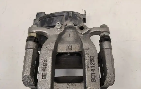 Chevrolet Camaro Rear brake caliper BC141250 84169864