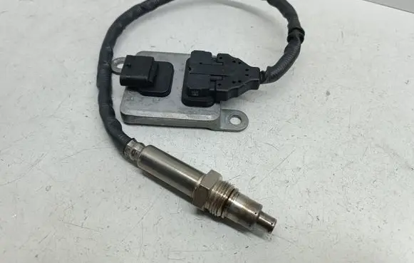 Mercedes-Benz Sprinter W906 Lambda probe sensor A0009058411 0009058411 22052810622
