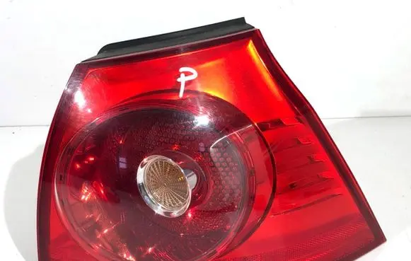 Volkswagen Golf V Rear/tail lights 1K6945096Q