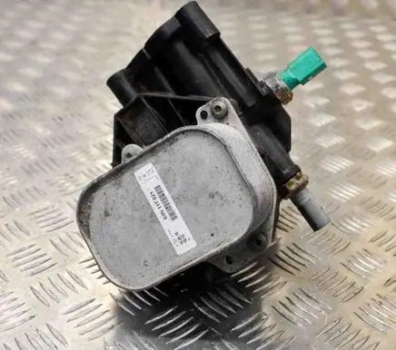 Audi Q3 8U Oil filter cover 03N117021 03N115389K