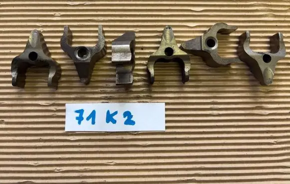 BMW X5 F15 Fuel Injector clamp holder 13537809798