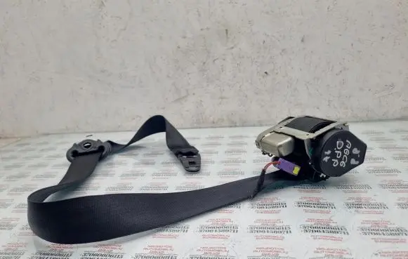 Audi A6 S6 C6 4F Front seatbelt