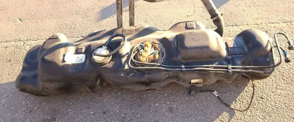 Mercedes-Benz Sprinter W907 W910 Fuel tank A9074712200 A9075402405 A9074702300