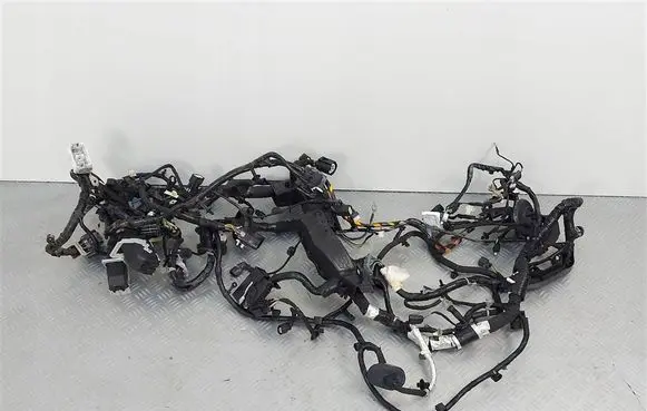Ford Kuga III Engine installation wiring loom LX6T-91LE34519