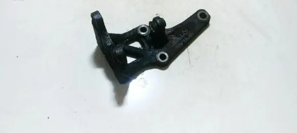 KIA Carnival Engine mounting bracket e2c30