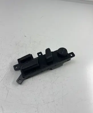 KIA Sorento Seat control switch 4116B240197
