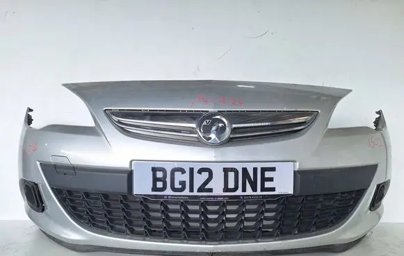 Opel Astra J Front bumper 13264551 F2401