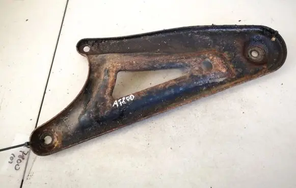 Opel Vectra C Engine mounting bracket