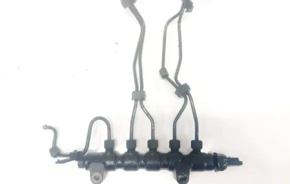 Mazda 3 I Fuel main line pipe