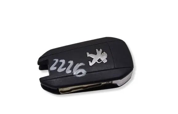Peugeot 208 I Ignition key/card 9674001080
