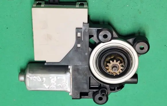 Front door window regulator motor