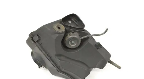 Mercedes-Benz S W221 Air filter box 4F0133837BB