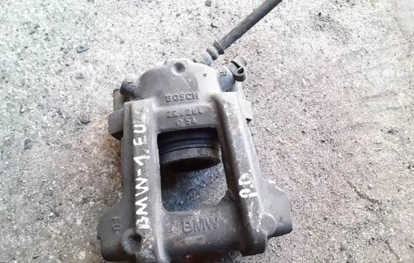 BMW 1 F20 F21 Front brake caliper 22284 W09104 255P