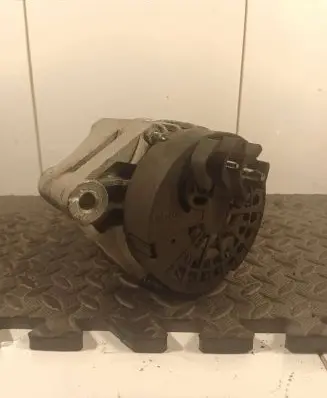 Opel Vivaro Generator/alternator