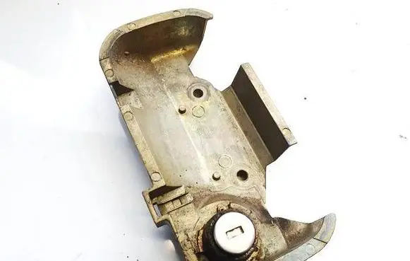 Opel Vectra B Front door lock (next to the handle) 