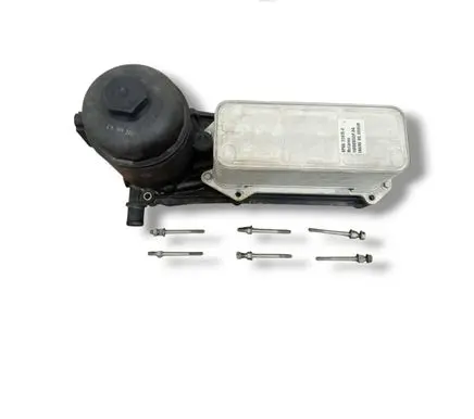 McLaren MP4 12c Oil filter mounting bracket 11F0885CP 11F0885CP04 228150