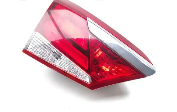 Tailgate rear/tail lights