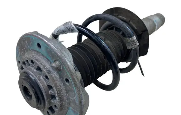 BMW M4 F82 F83 Front shock absorber with coil spring 8008627 31318008627 10541310