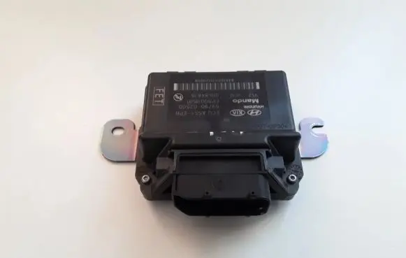 Hyundai Ioniq Hand brake control module 59790G2500