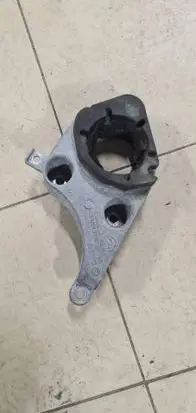 BMW X5 F15 Gearbox mounting bracket 6852986