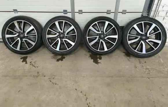 Nissan Qashqai R19 alloy rim 4ES3A