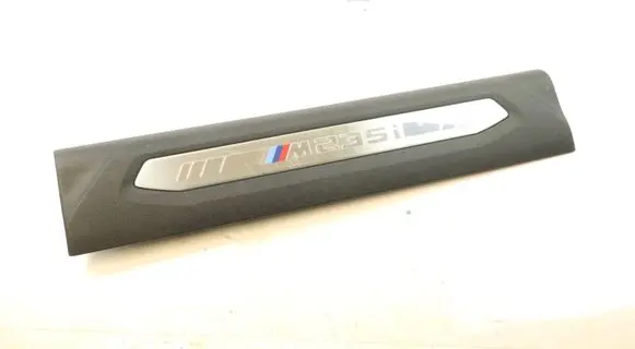 Front sill trim cover