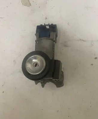 Ford Fiesta Ignition lock 8A6T15607AB