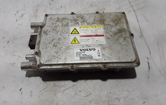 Voltage converter inverter