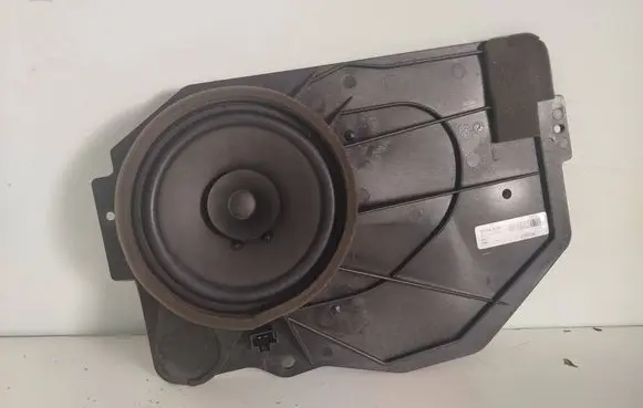 Volvo C30 Rear door speaker 31252246 M5XUG 10W09