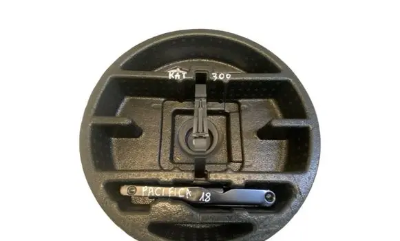 Chrysler Pacifica Tool box 68268705AC 20170222