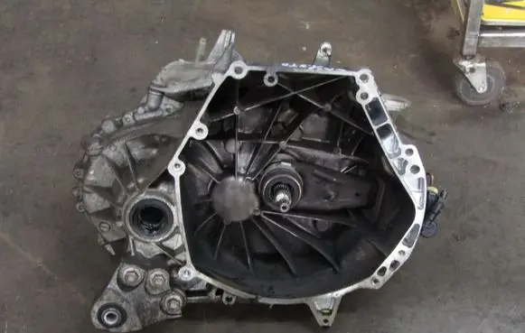 Mazda CX-3 Manual 5 speed gearbox C6570