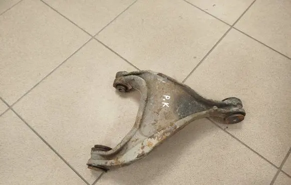Subaru B9 Tribeca Rear upper control arm/wishbone 