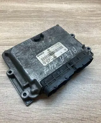 Alfa Romeo 147 Engine control unit/module ECU 55189421 0281011488