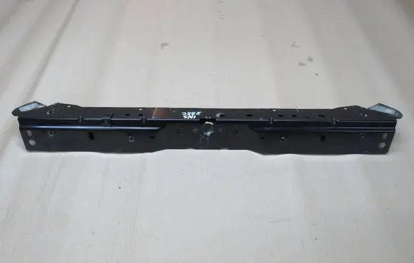 Opel Insignia A Front bumper support beam 