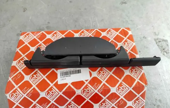 BMW 5 E39 Cup holder 51168190206 8190206