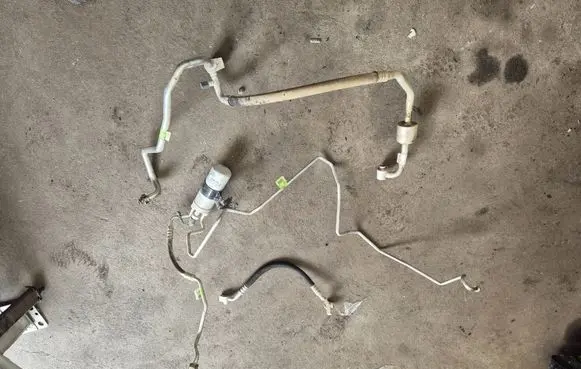 Ford B-MAX Air conditioning (A/C) pipe/hose C1B119N617CB AV1119D848AA C1B119972FA