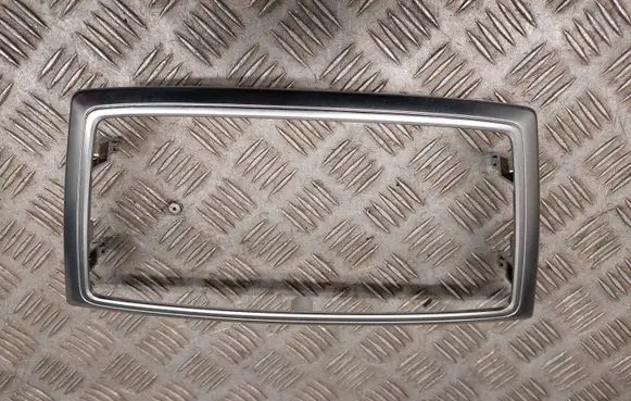 Mercedes-Benz GL X166 Radio/GPS head unit trim A1666801917