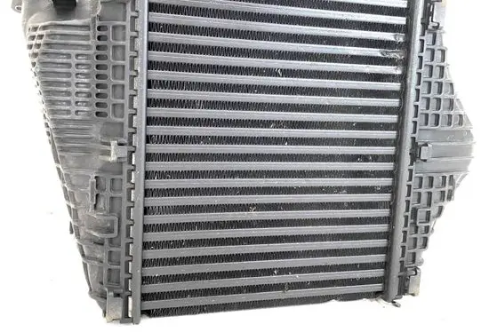 Audi RS Q8 Intercooler radiator 4M0145804BT