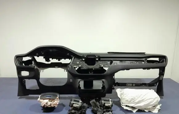 Ford Focus Dashboard 