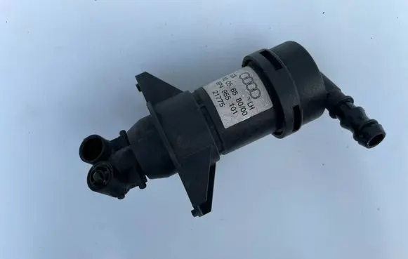 Audi A3 S3 8P Headlight washer spray nozzle 8P4955101