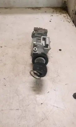 Ford Focus Ignition lock 3M513F880AA