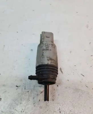 BMW 5 E60 E61 Windscreen/windshield washer pump 6934159