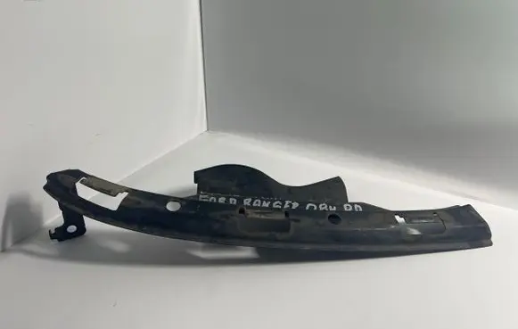 Ford Ranger Headlight/headlamp mounting bracket