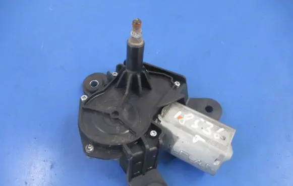 Suzuki Wagon R+ Rear window wiper motor 53014512