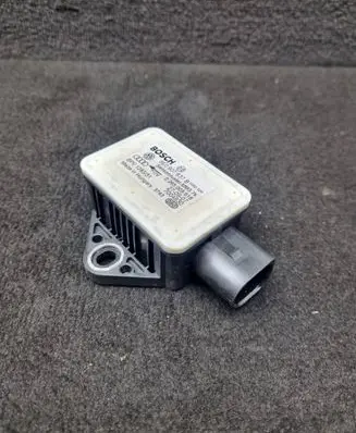 Audi A6 S6 C6 4F ESP acceleration yaw rate sensor 8E0907637B 0265005618