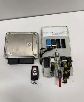 BMW 3 F30 F35 F31 Engine ECU kit and lock set 9387265 7993980027