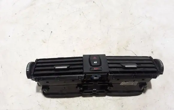 BMW 3 F30 F35 F31 Dash center air vent grill 9218552