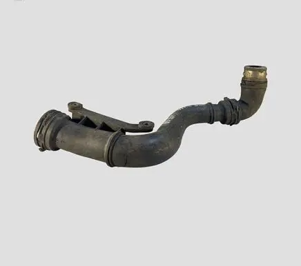 Volkswagen PASSAT B7 Intercooler hose/pipe 1K0145762S