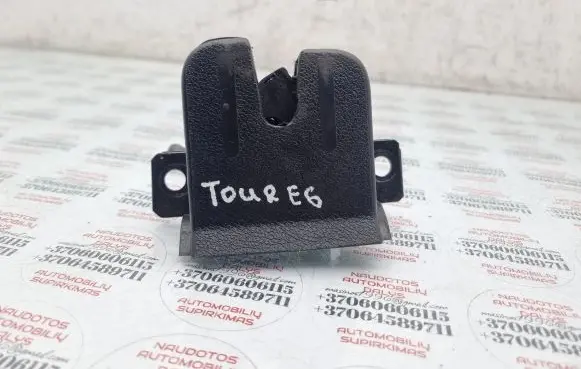 Volkswagen Touareg I Tailgate/trunk/boot lock/catch/latch 7L6827505