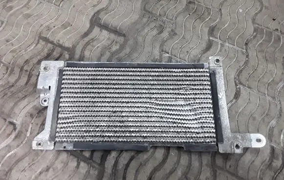 Jaguar XF Engine oil radiator NOCODE